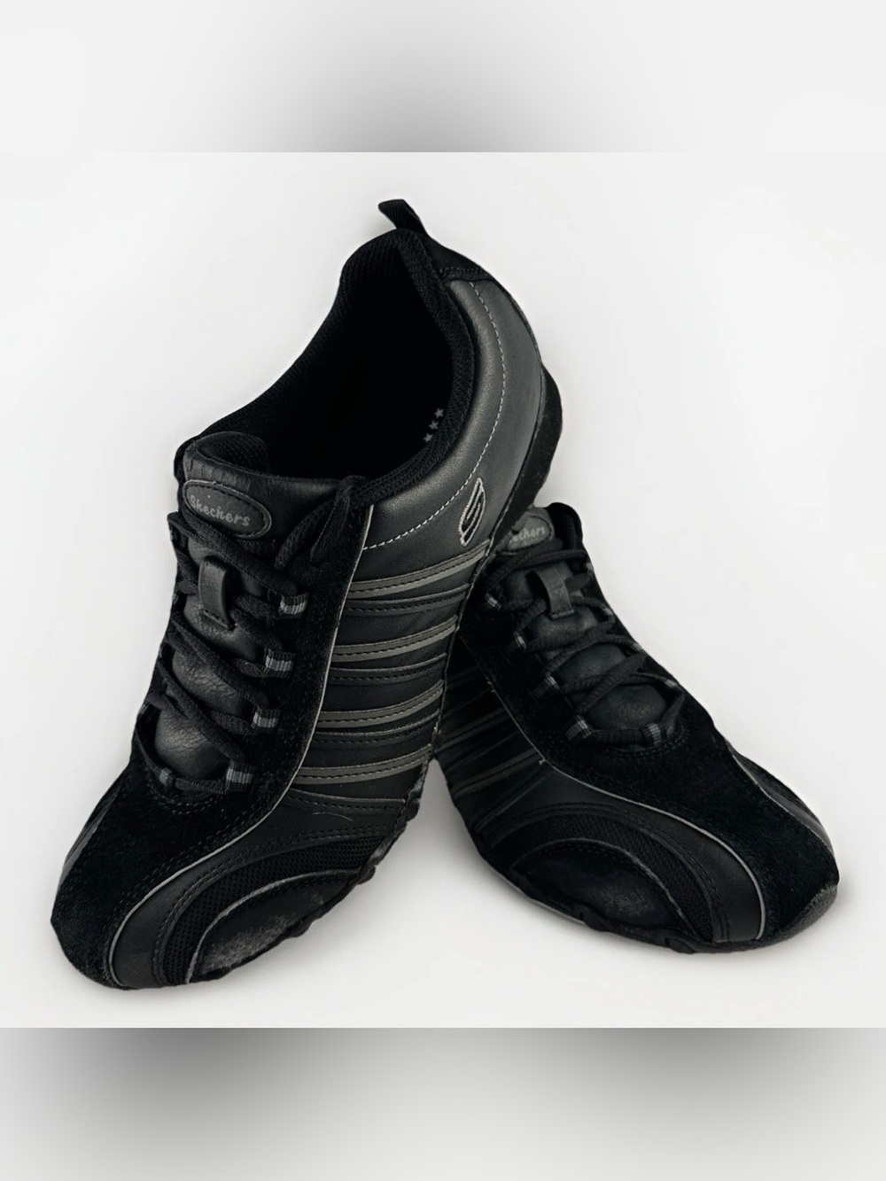 Skechers 47844 Women’s 8 Black Lace Up Comfort Walking Sneakers Athletic Shoes